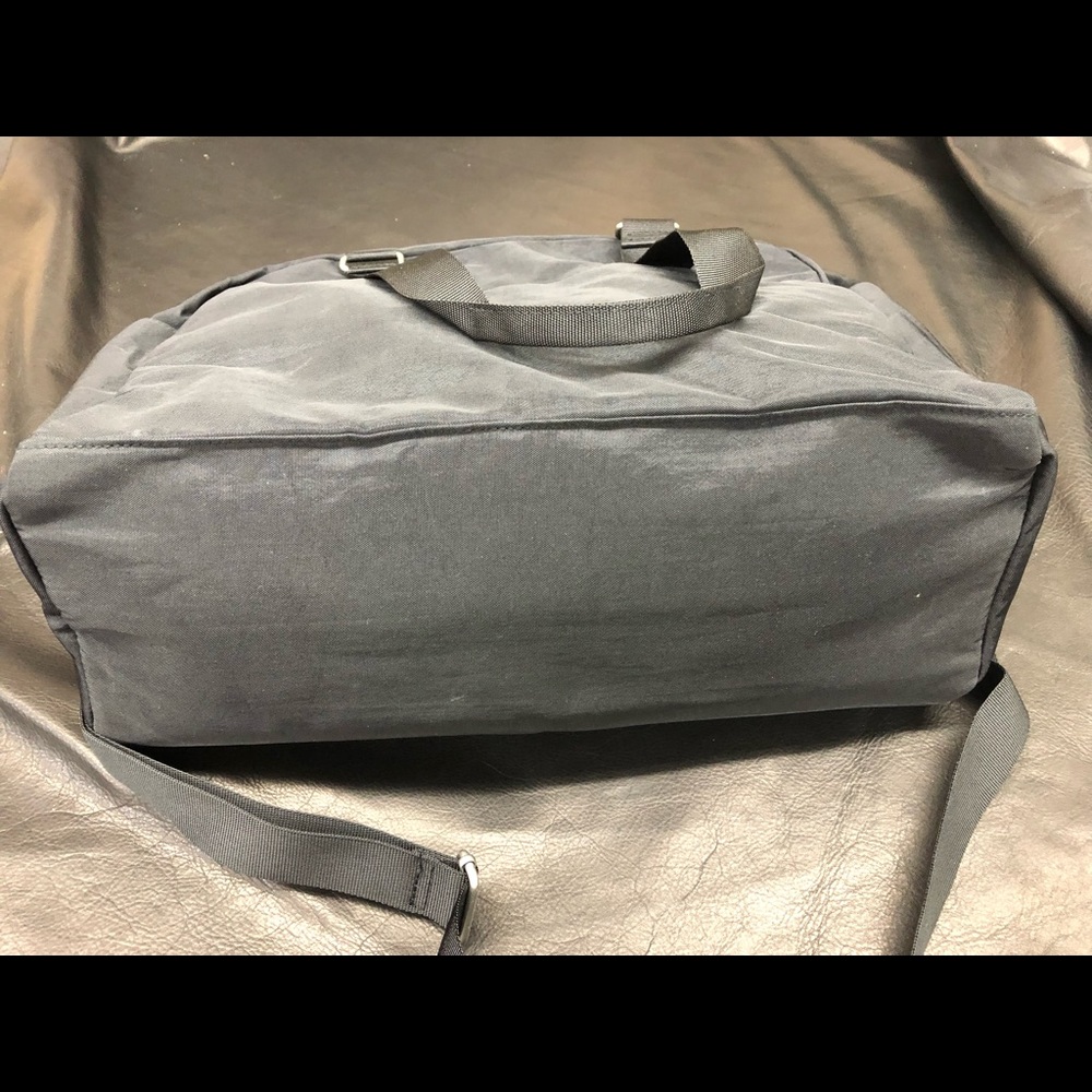 Baggallini black & cheetah duffel NWOT - Picture 3 of 4
